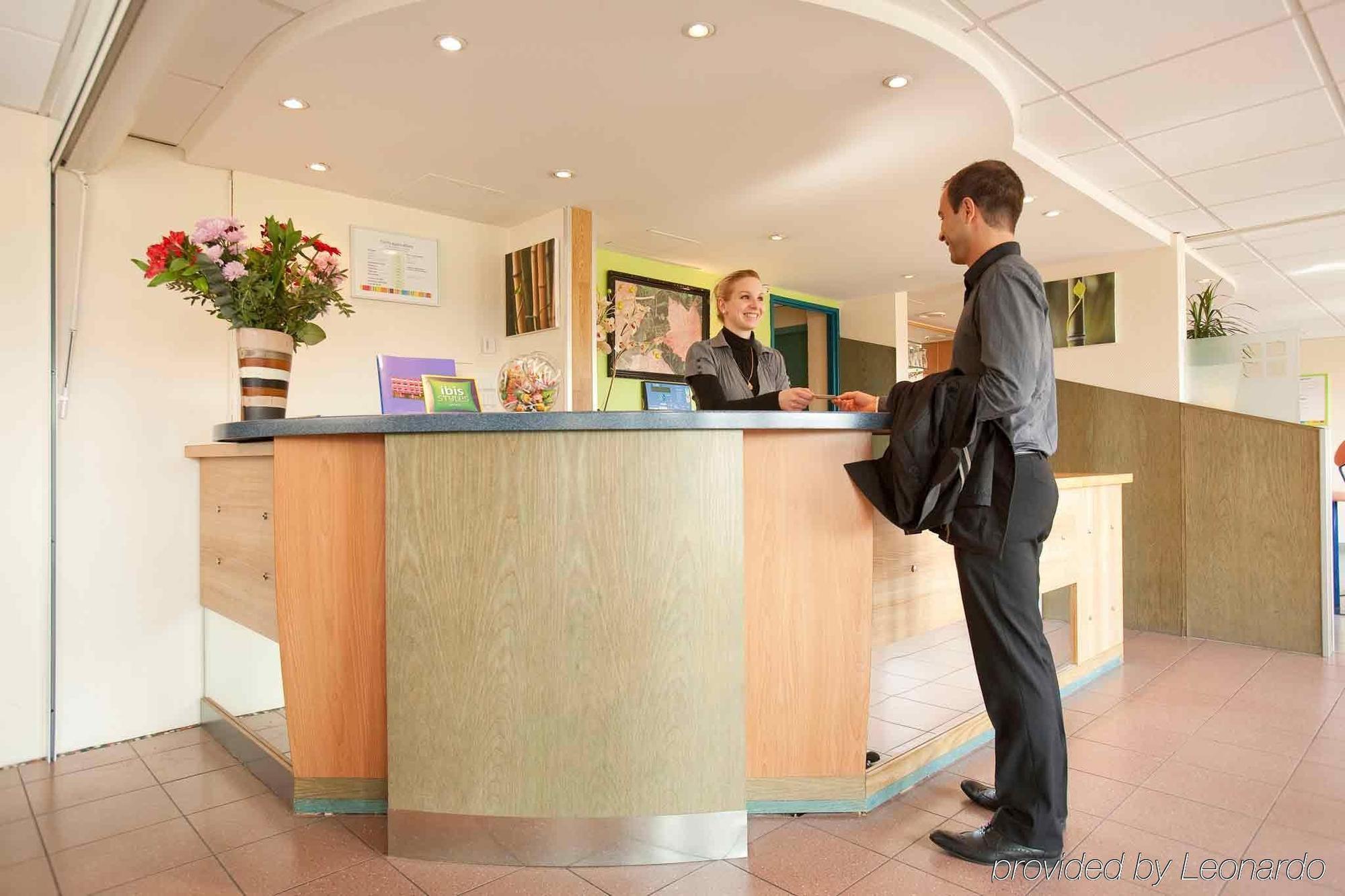 Ibis Styles Orleans La Chapelle-Saint-Mesmin Exterior foto