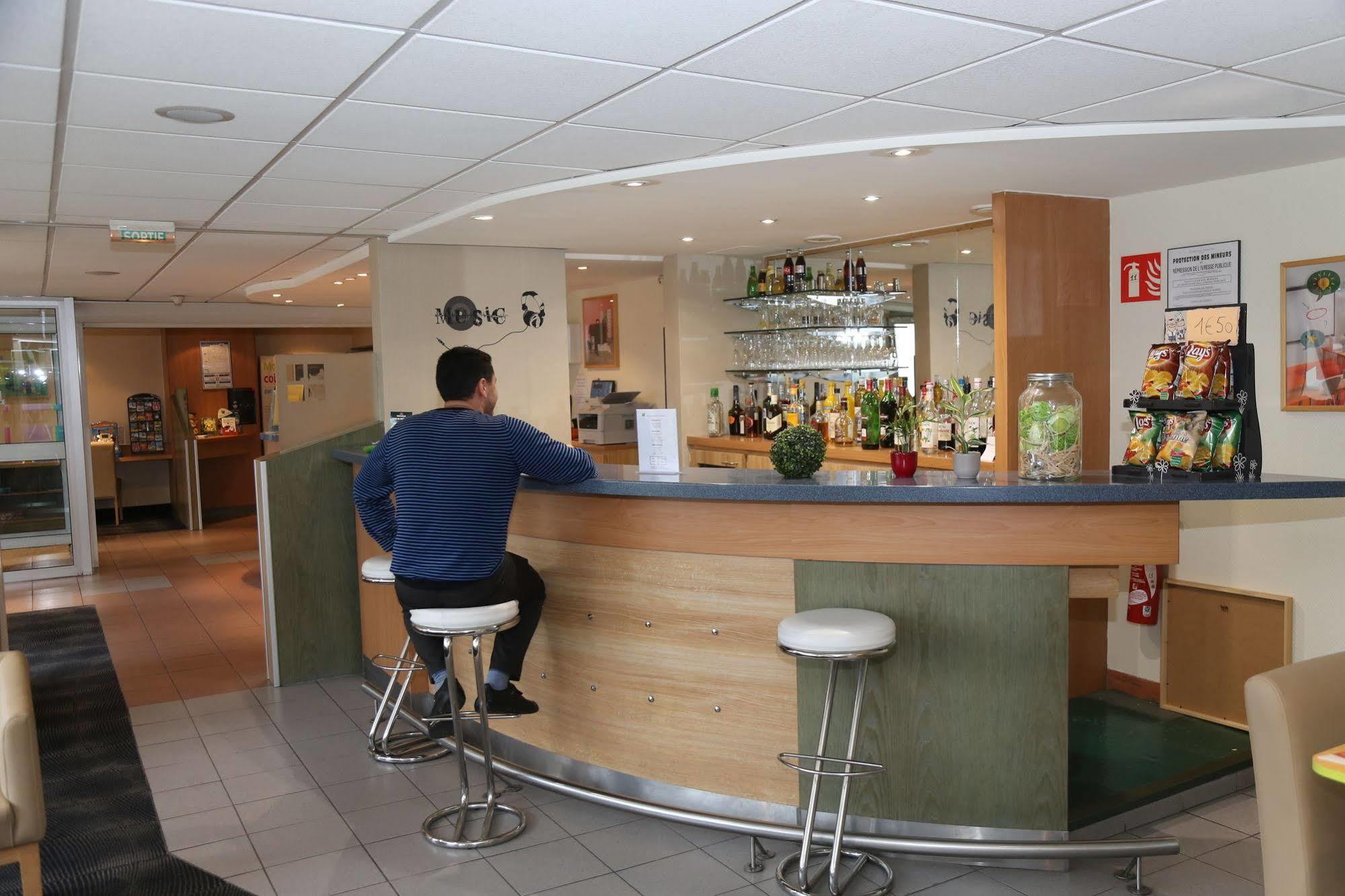 Ibis Styles Orleans La Chapelle-Saint-Mesmin Exterior foto